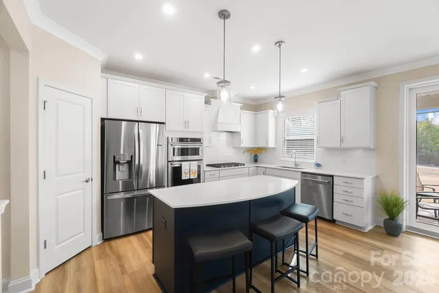 $689,000 | 1123 Regions Boulevard, Fort Mill, SC 29707