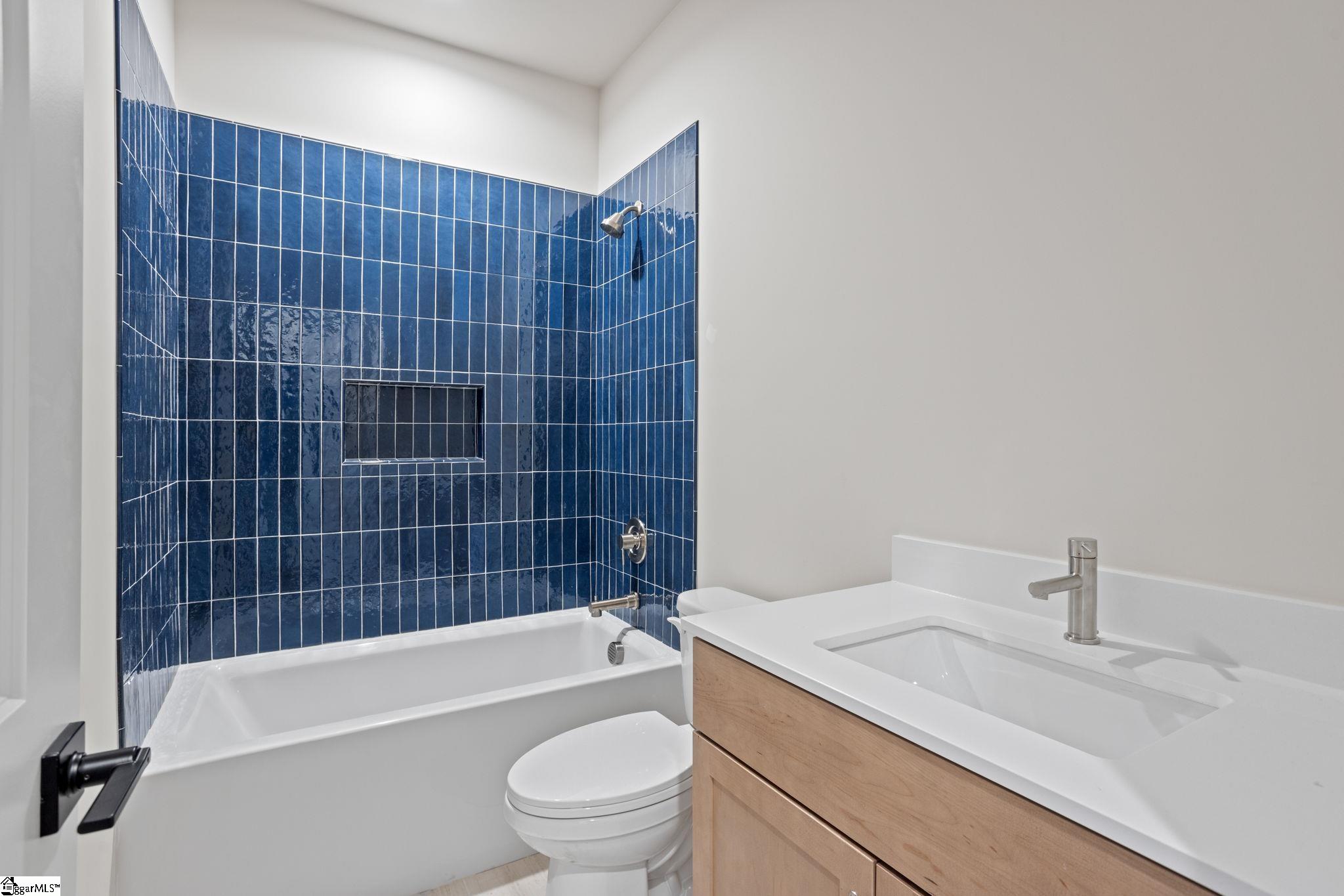 407 Fielder Way Greenville, SC 29607 - Photo 4 of 25