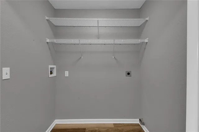 $550,000 | 1877 Chickadee Drive, Liberty, MO 64068