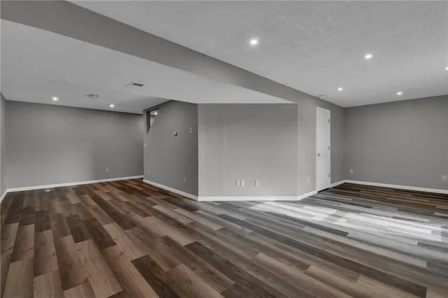 $550,000 | 1877 Chickadee Drive, Liberty, MO 64068