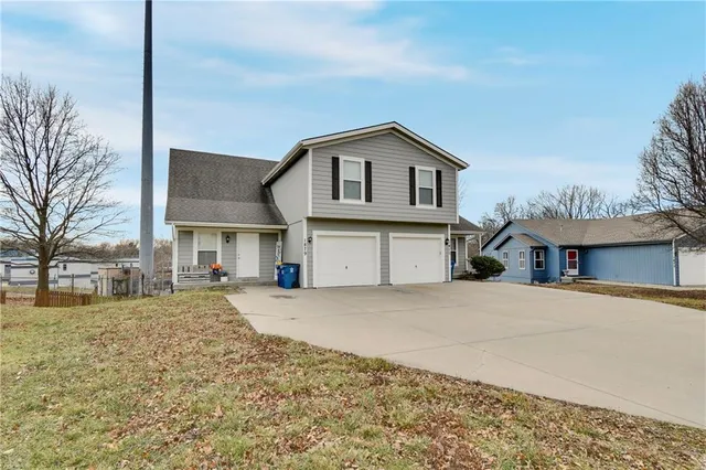 $550,000 | 1877 Chickadee Drive, Liberty, MO 64068