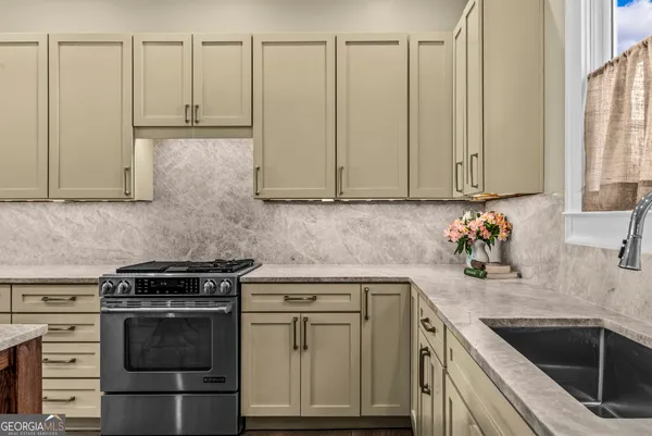 $749,900 | 568 New Post Road, Madison, GA 30650