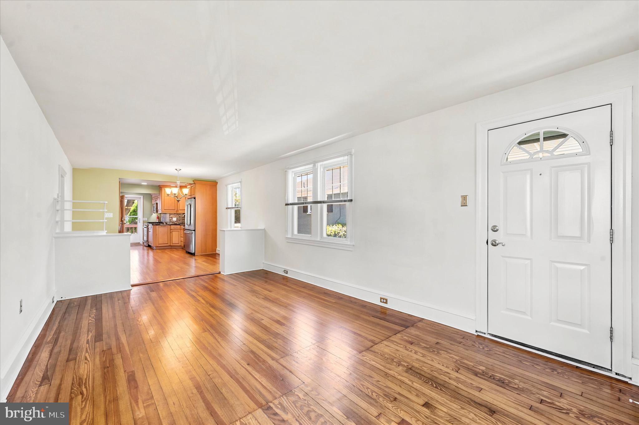 103 West Forestview Road Brookhaven, PA 19015 - Photo 3 of 15