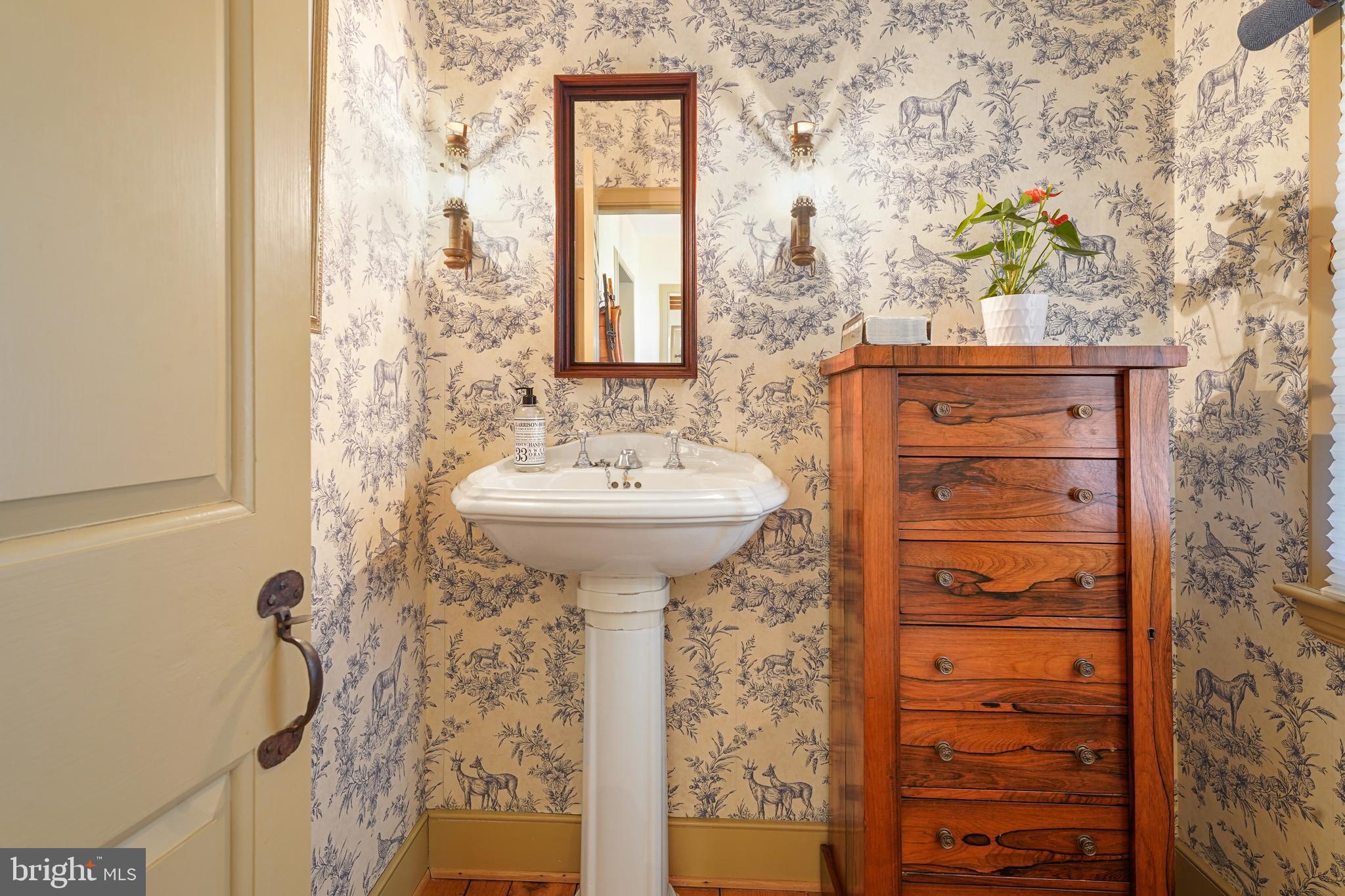 250 Fairview Road Coatesville, PA 19320 - Photo 14 of 50 First floor powder room
