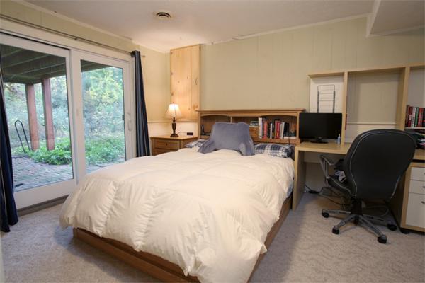 12 Rhodes Avenue Sharon, MA 02067 - Photo 7 of 12 Gallery Image 7