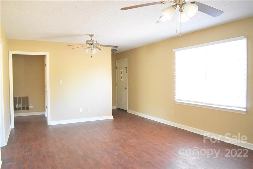 4515 Flowes Store Road Concord, NC 28025 - Photo 5 of 26 Gallery Image 5
