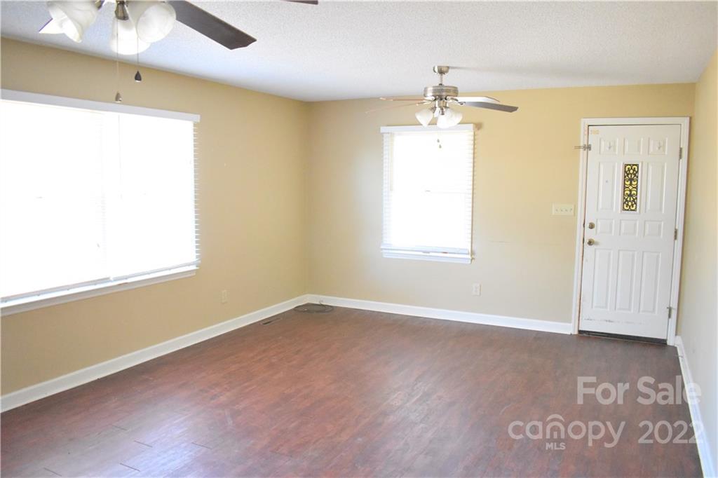 4515 Flowes Store Road Concord, NC 28025 - Photo 6 of 26 Gallery Image 6