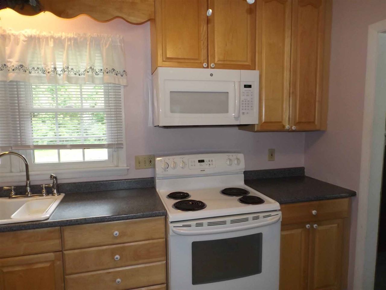 219 Church Street Rutland, VT 05701 - Photo 9 of 20