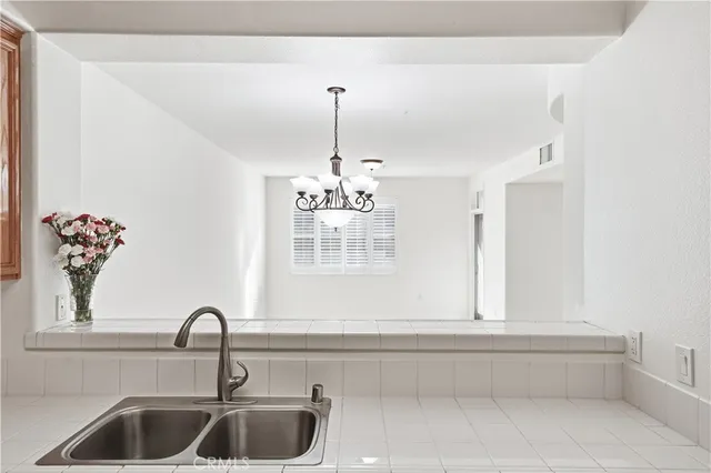 $700,000 | 2605 Sepulveda Boulevard, Unit 216, Torrance, CA 90501