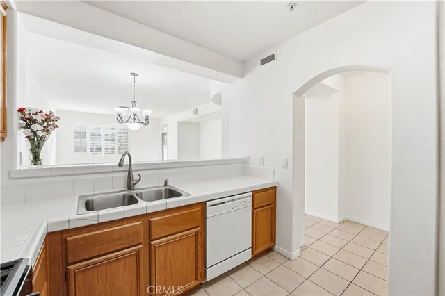 $700,000 | 2605 Sepulveda Boulevard, Unit 216, Torrance, CA 90501