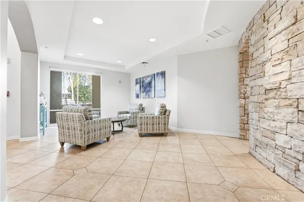 $625,000 | 2605 Sepulveda Boulevard, Unit 216, Torrance, CA 90505