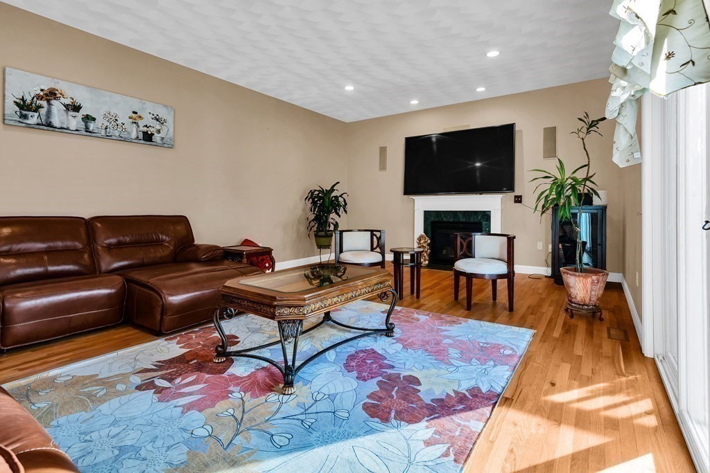 35 Liberty Road Bedford, MA 01730 - Photo 21 of 42