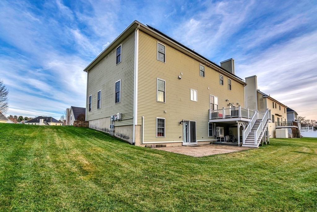 35 Liberty Road Bedford, MA 01730 - Photo 39 of 42