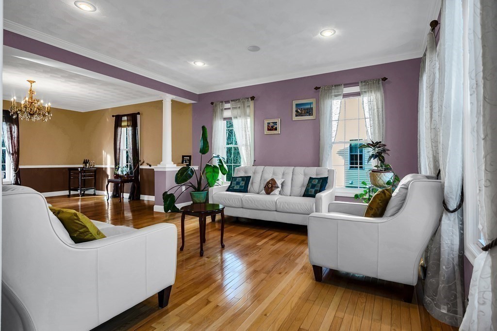 35 Liberty Road Bedford, MA 01730 - Photo 9 of 42