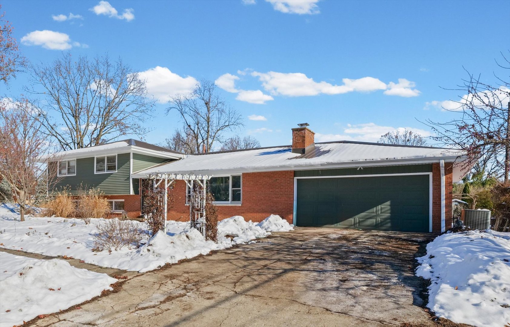 2018 South Cottage Grove Avenue Urbana, IL 61801 - Photo 2 of 31 a front view of a house with a yard