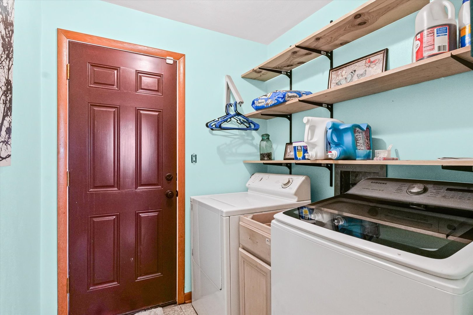 2018 South Cottage Grove Avenue Urbana, IL 61801 - Photo 26 of 31 a utility room with dryer and washer