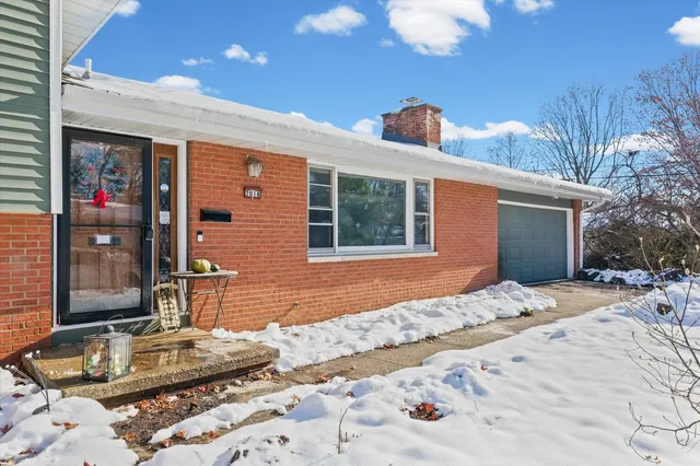 $290,000 | 2018 South Cottage Grove Avenue, Urbana, IL 61801