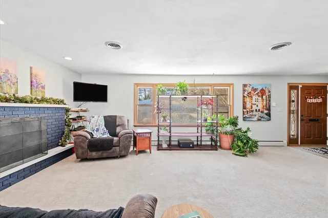 $290,000 | 2018 South Cottage Grove Avenue, Urbana, IL 61801