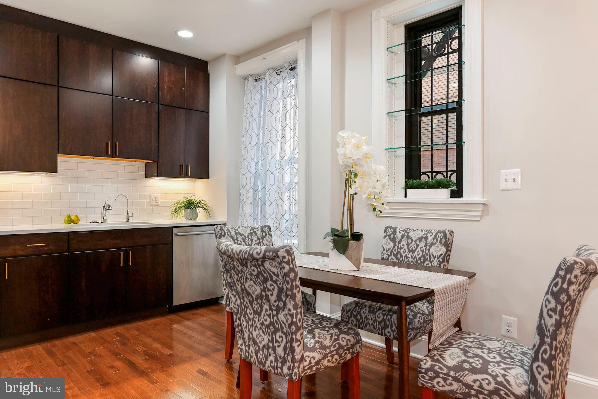 1419 R Street Northwest, Unit 10 Washington, DC 20009 - Photo 11 of 22 Dining area