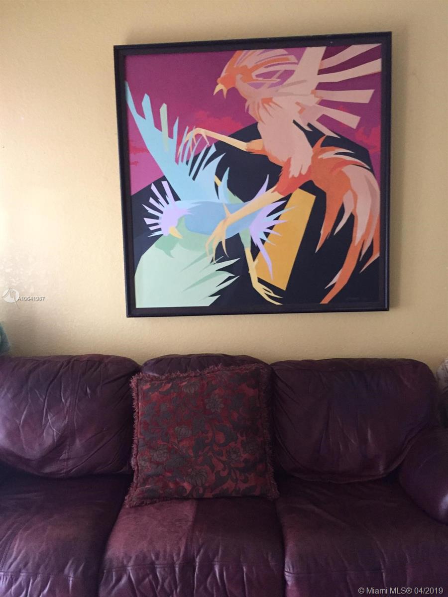 10172 Southwest 159th Avenue Miami, FL 33196 - Photo 6 of 9