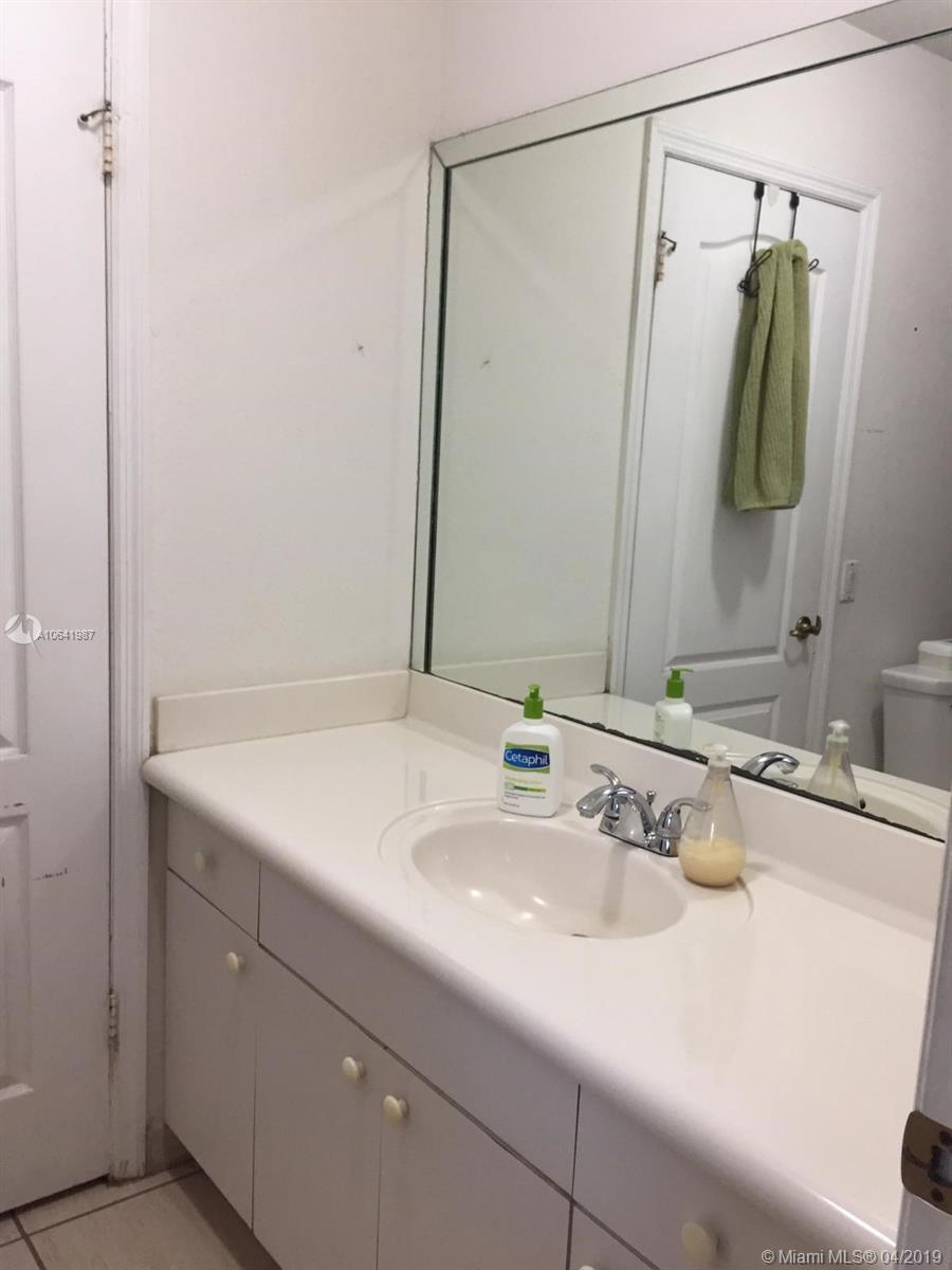 10172 Southwest 159th Avenue Miami, FL 33196 - Photo 9 of 9