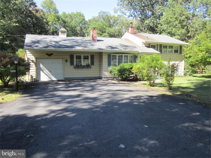 203 Ridge Road Southampton, NJ 08088 - Photo 2 of 25 Exterior Front