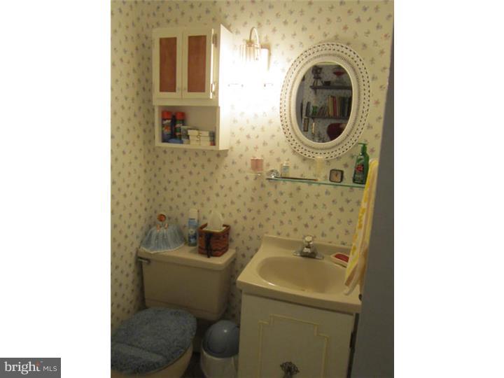 203 Ridge Road Southampton, NJ 08088 - Photo 11 of 25 Bathroom