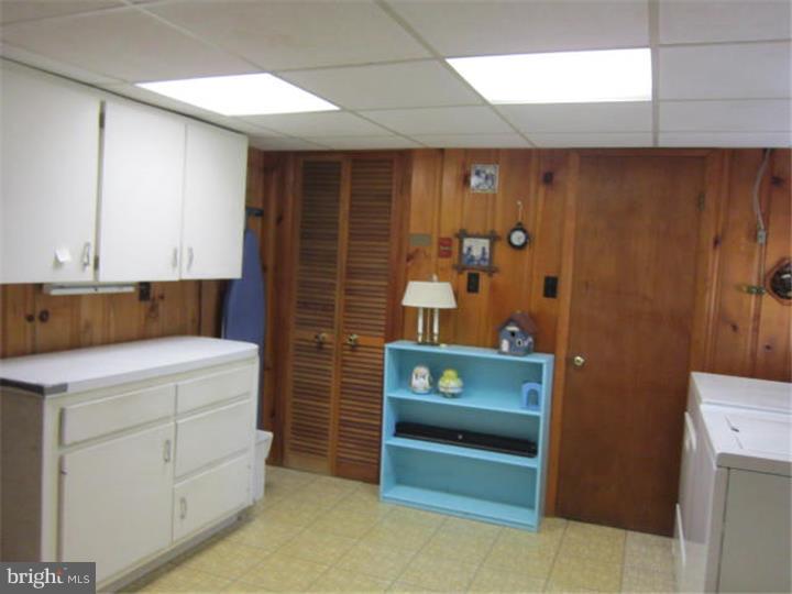 203 Ridge Road Southampton, NJ 08088 - Photo 19 of 25 Laundry Room