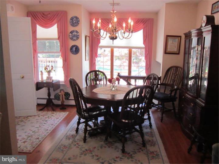 203 Ridge Road Southampton, NJ 08088 - Photo 10 of 25 Dining Room
