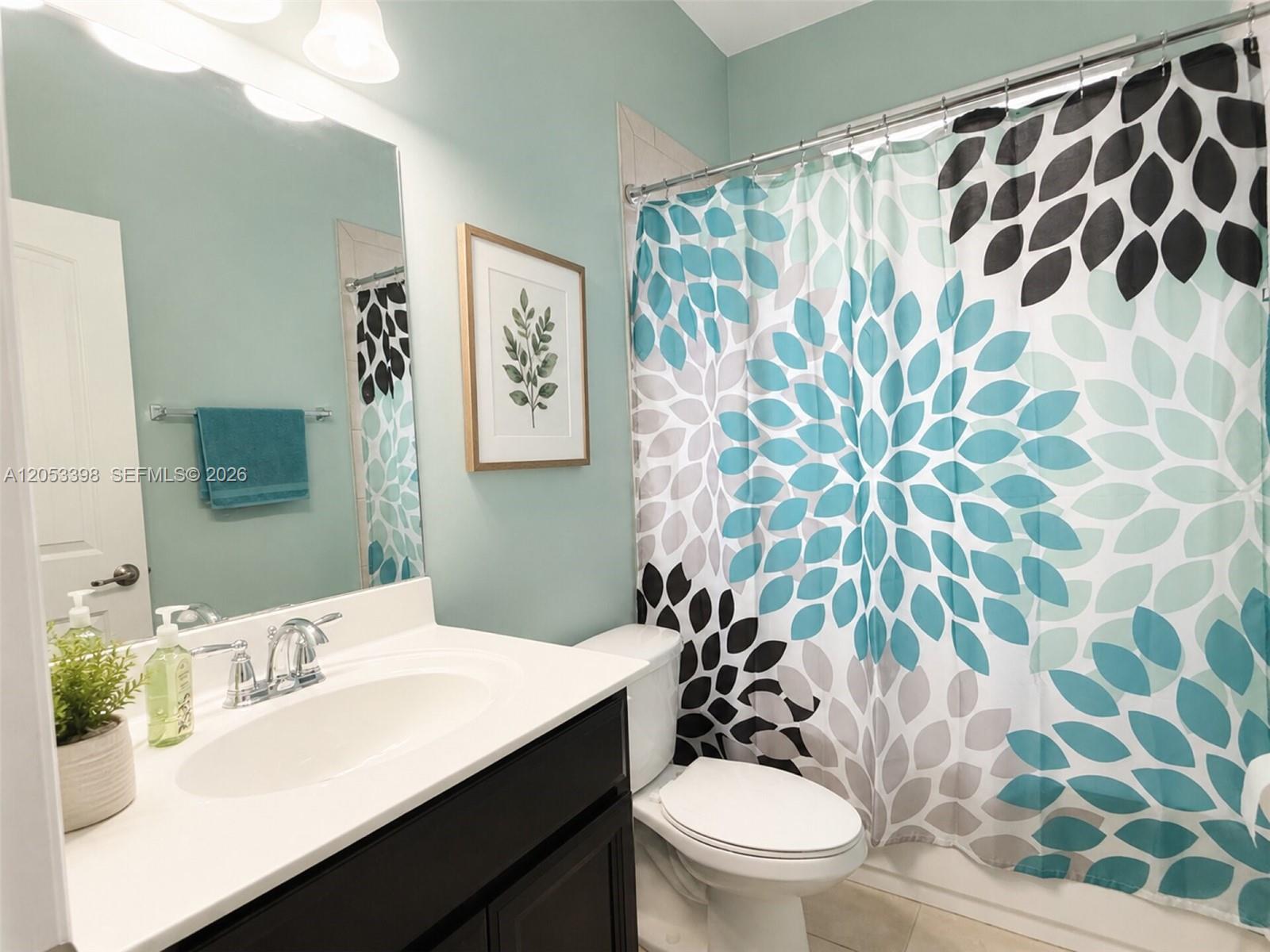 28151 Southwest 128th Path Homestead, FL 33033 - Photo 14 of 22 Bathroom #2