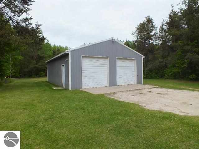 10805 Coster Road Southwest Fife Lake, MI 49633 - Photo 25 of 29 1746356-24.JPG