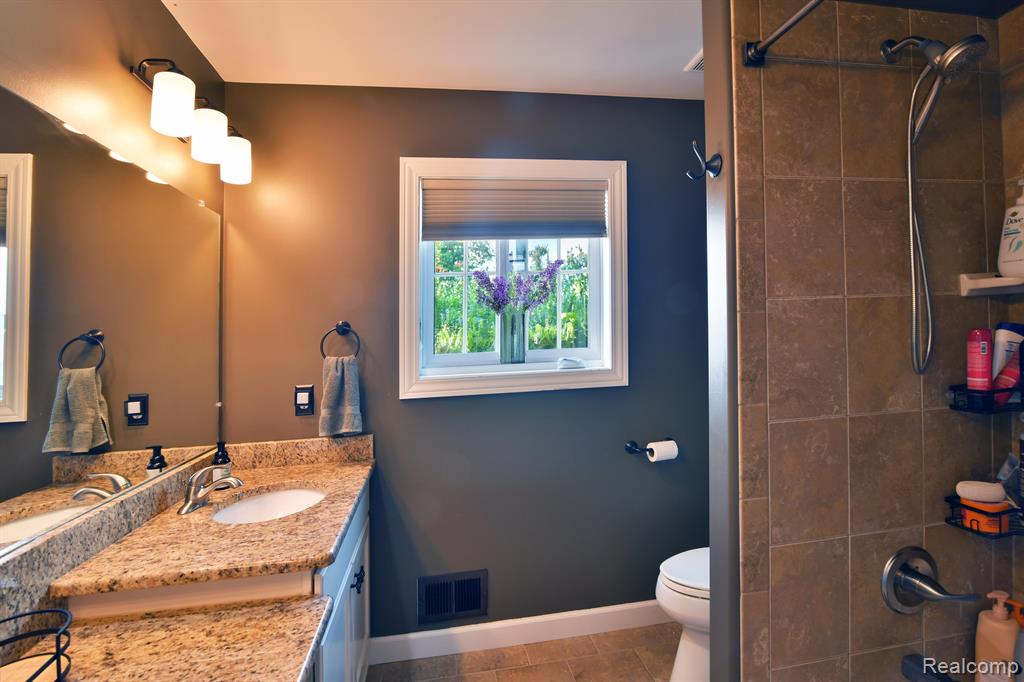 9185 Copper Ridge Drive Davison, MI 48423 - Photo 35 of 59