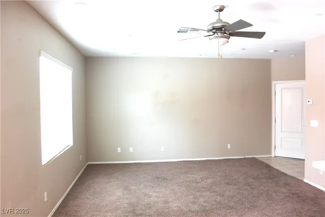 $2,000 | 7943 Garden Stone Court, Las Vegas, NV 89149