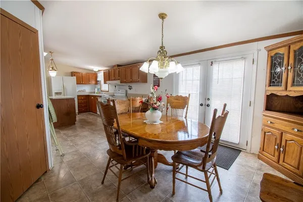 $490,000 | 8333 Southeast Tobin Valley Drive, Cowgill, MO 64637