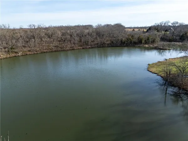 $490,000 | 8333 Southeast Tobin Valley Drive, Cowgill, MO 64637