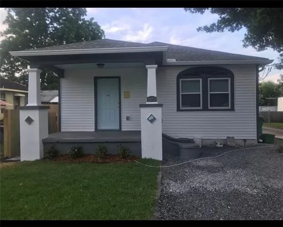 $2,000 | 2013 James Street, New Orleans, LA 70121
