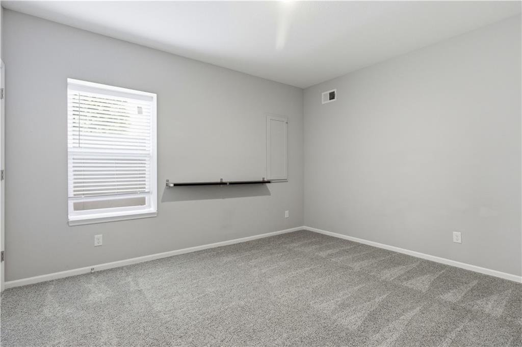 14223 Amanda Lane Basehor, KS 66007 - Photo 31 of 44