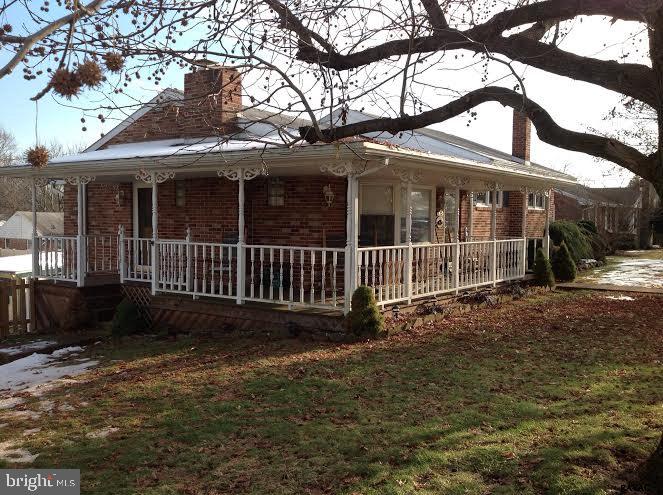175 Rosedale Drive Manchester, PA 17345 - Photo 2 of 25 Gallery Image 2