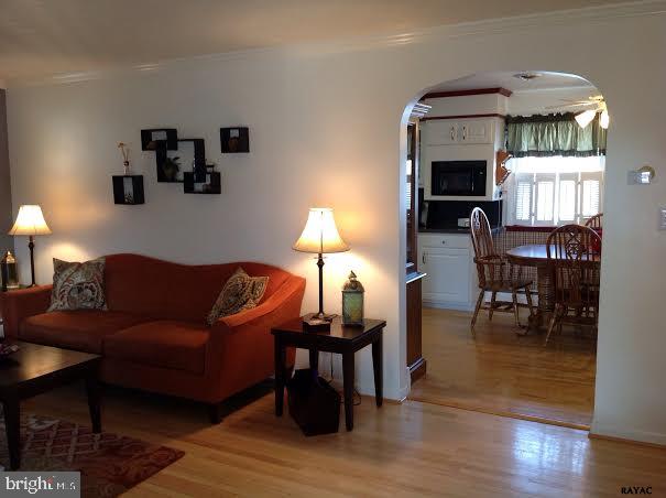 175 Rosedale Drive Manchester, PA 17345 - Photo 8 of 25 Gallery Image 8