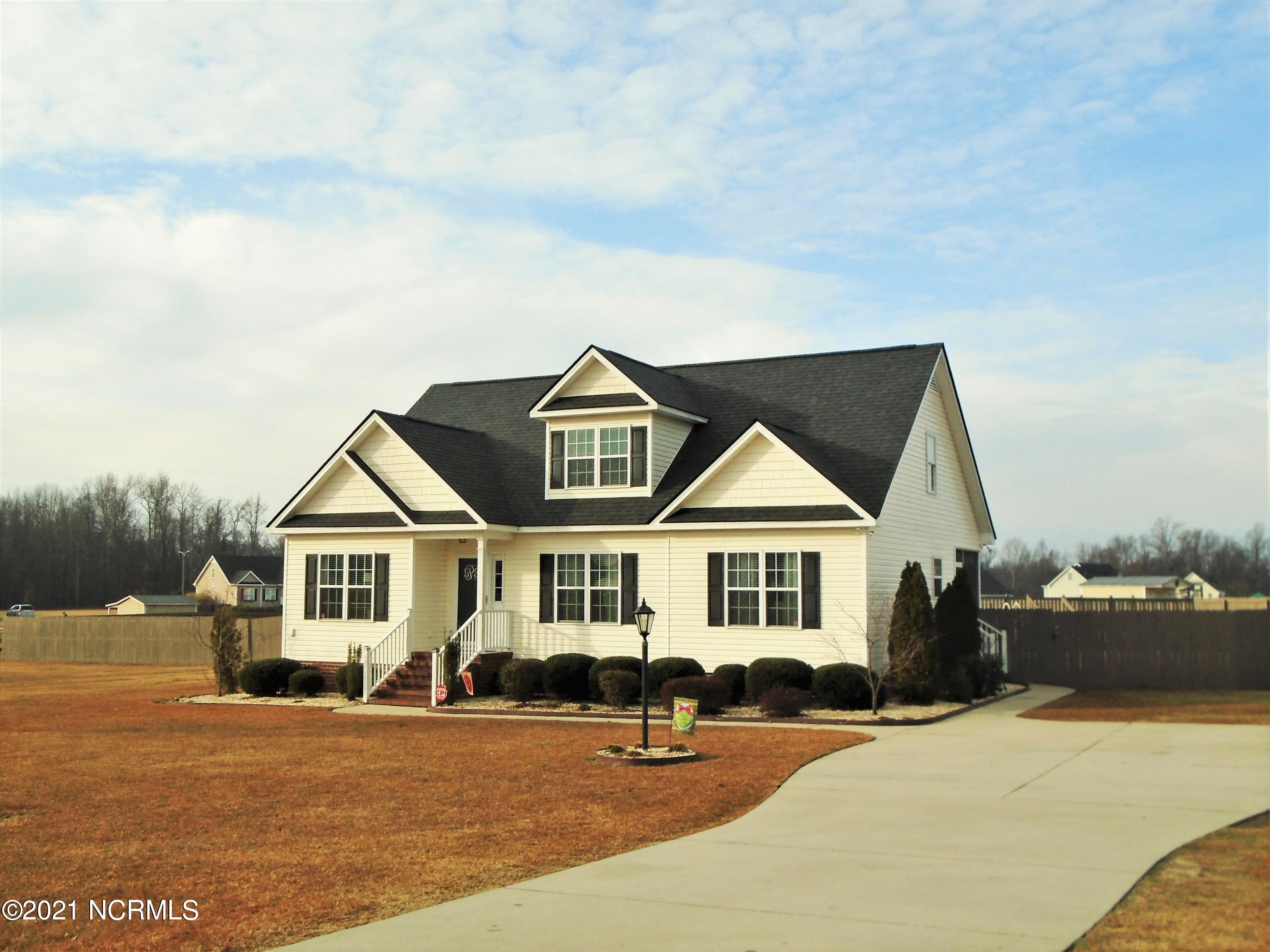 4033 Baybrook Road Nashville, NC 27856 - Photo 1 of 46 main