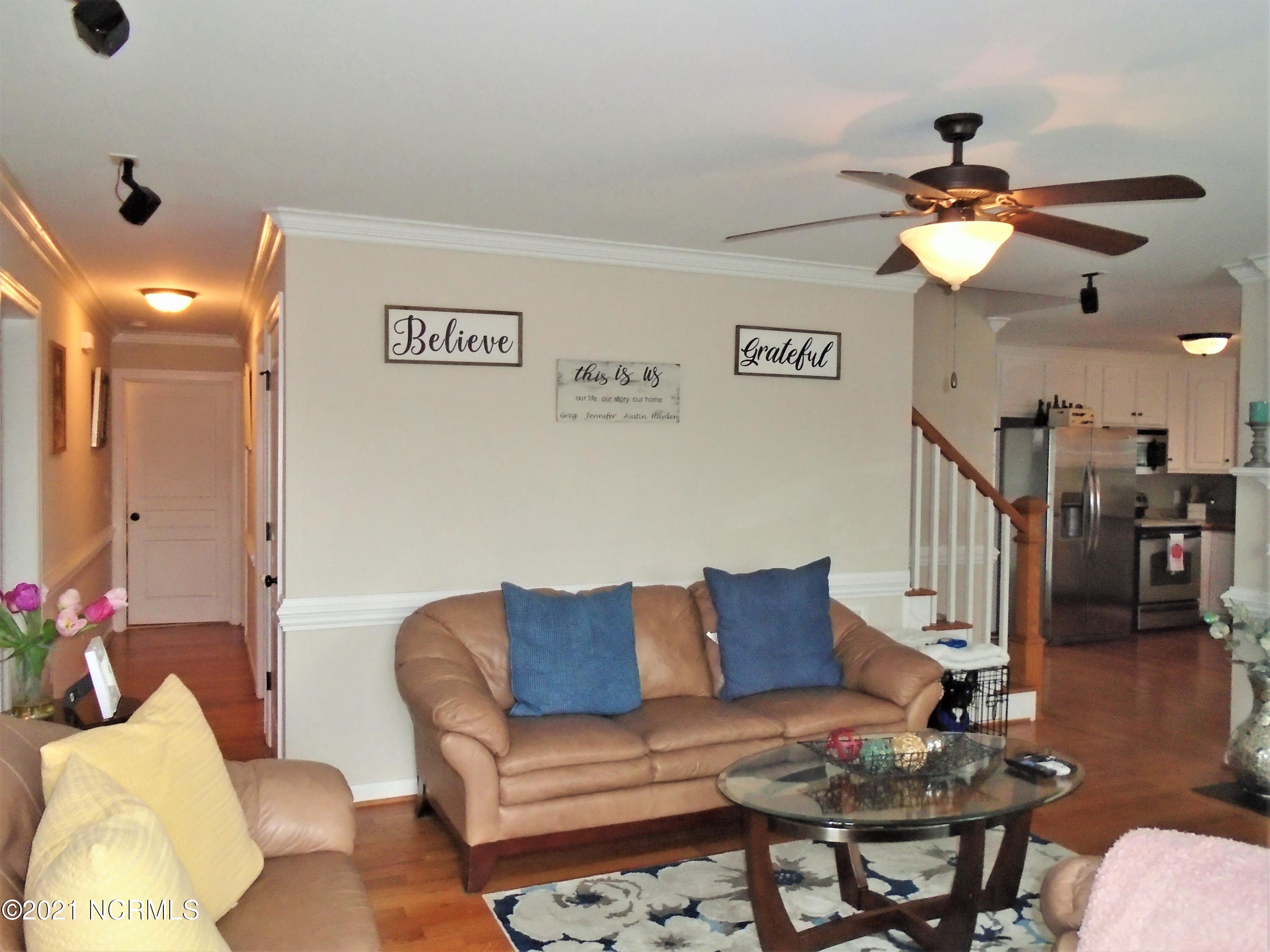 4033 Baybrook Road Nashville, NC 27856 - Photo 15 of 46 Family Room / Den.