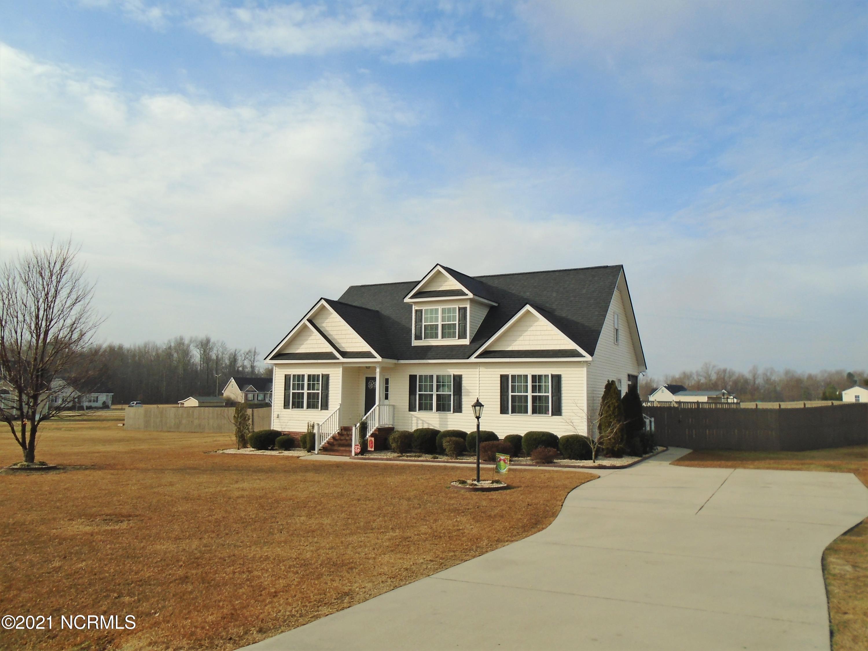 4033 Baybrook Road Nashville, NC 27856 - Photo 2 of 46 DSC01044 (2)
