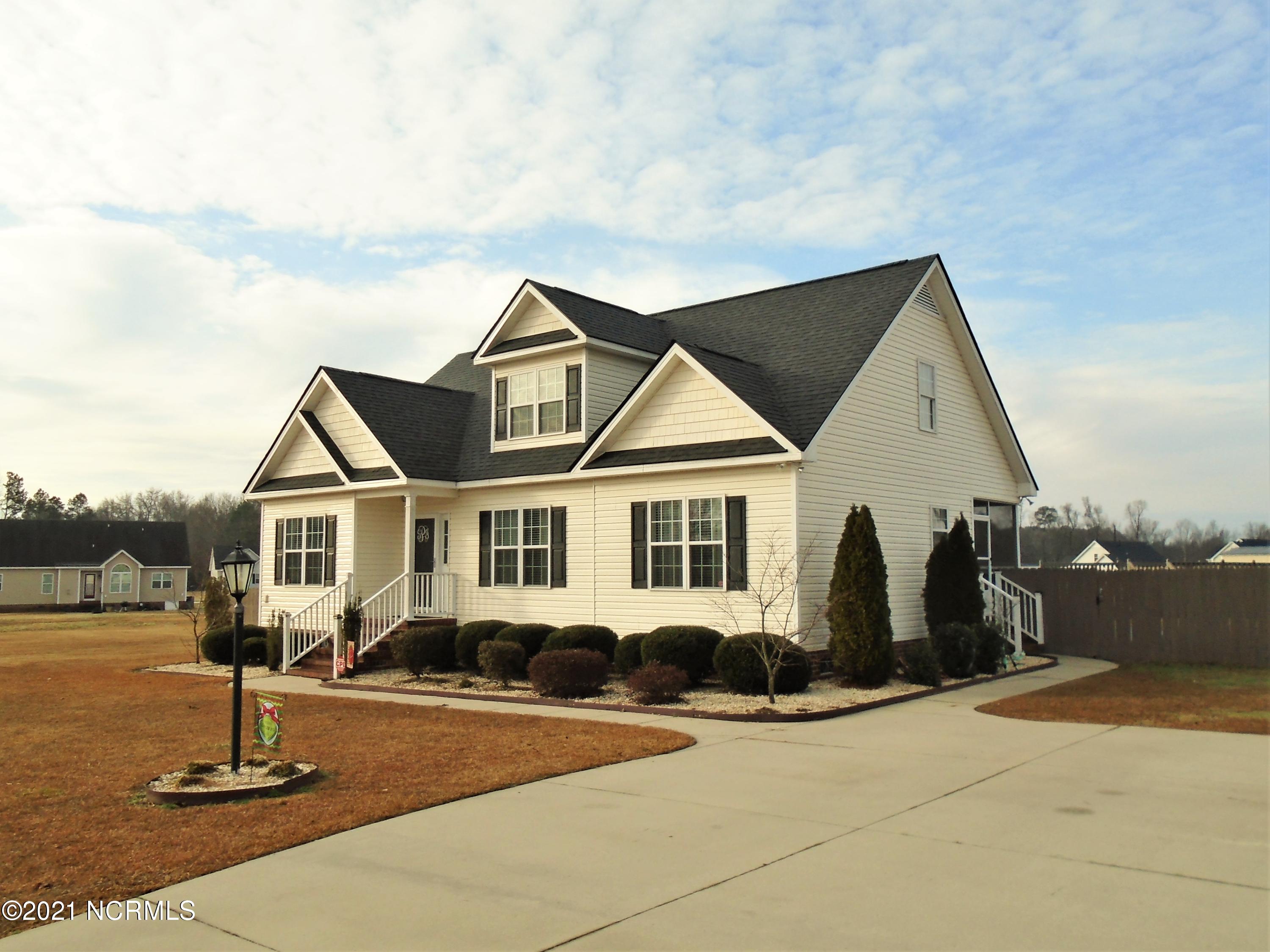 4033 Baybrook Road Nashville, NC 27856 - Photo 5 of 46 DSC00953 (2)