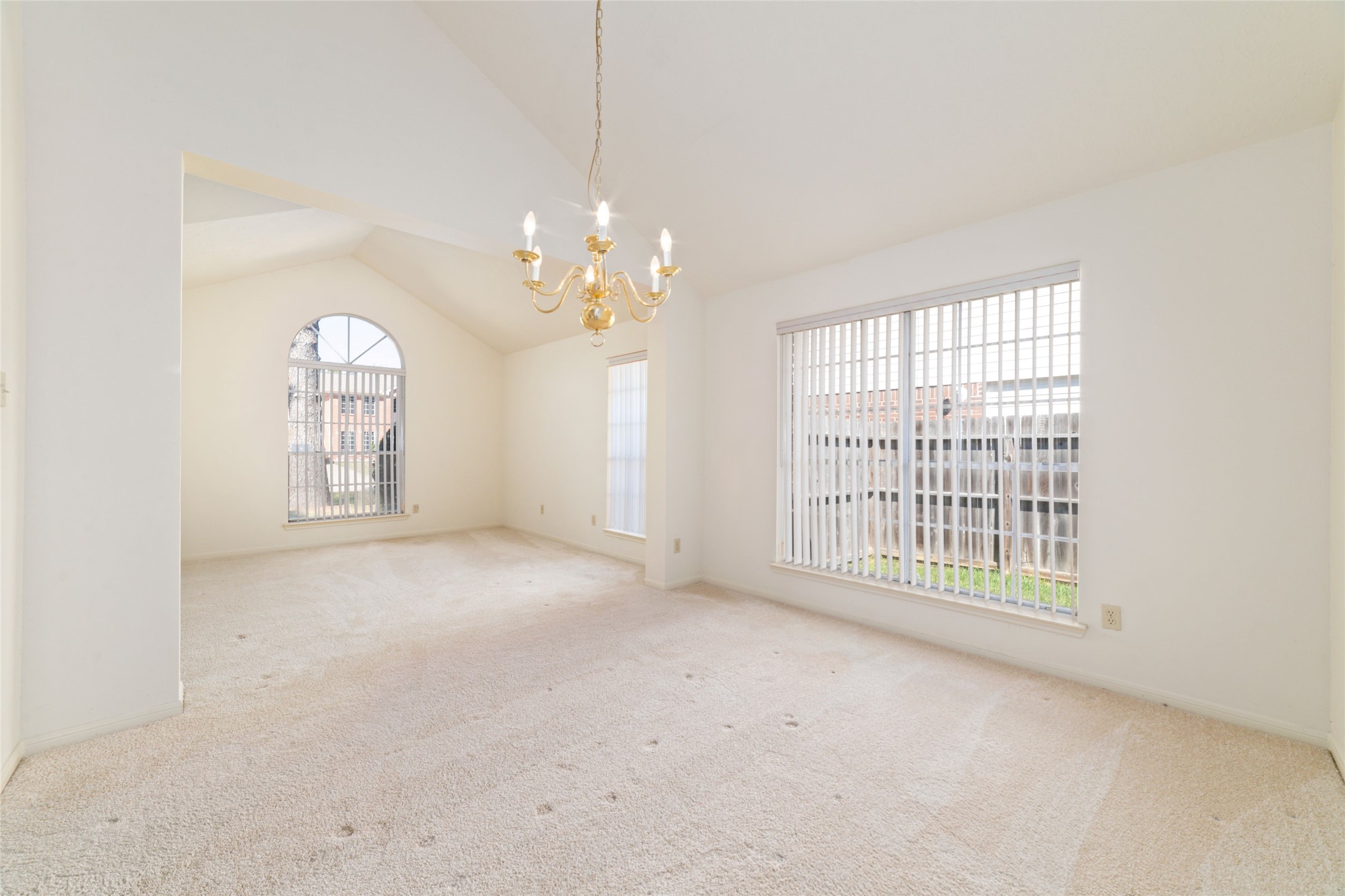 3327 Keygate Drive Spring, TX 77388 - Photo 8 of 37