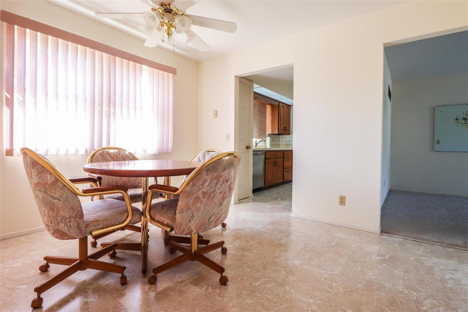 5108 Milburn Road St. Louis, MO 63129 - Photo 11 of 32