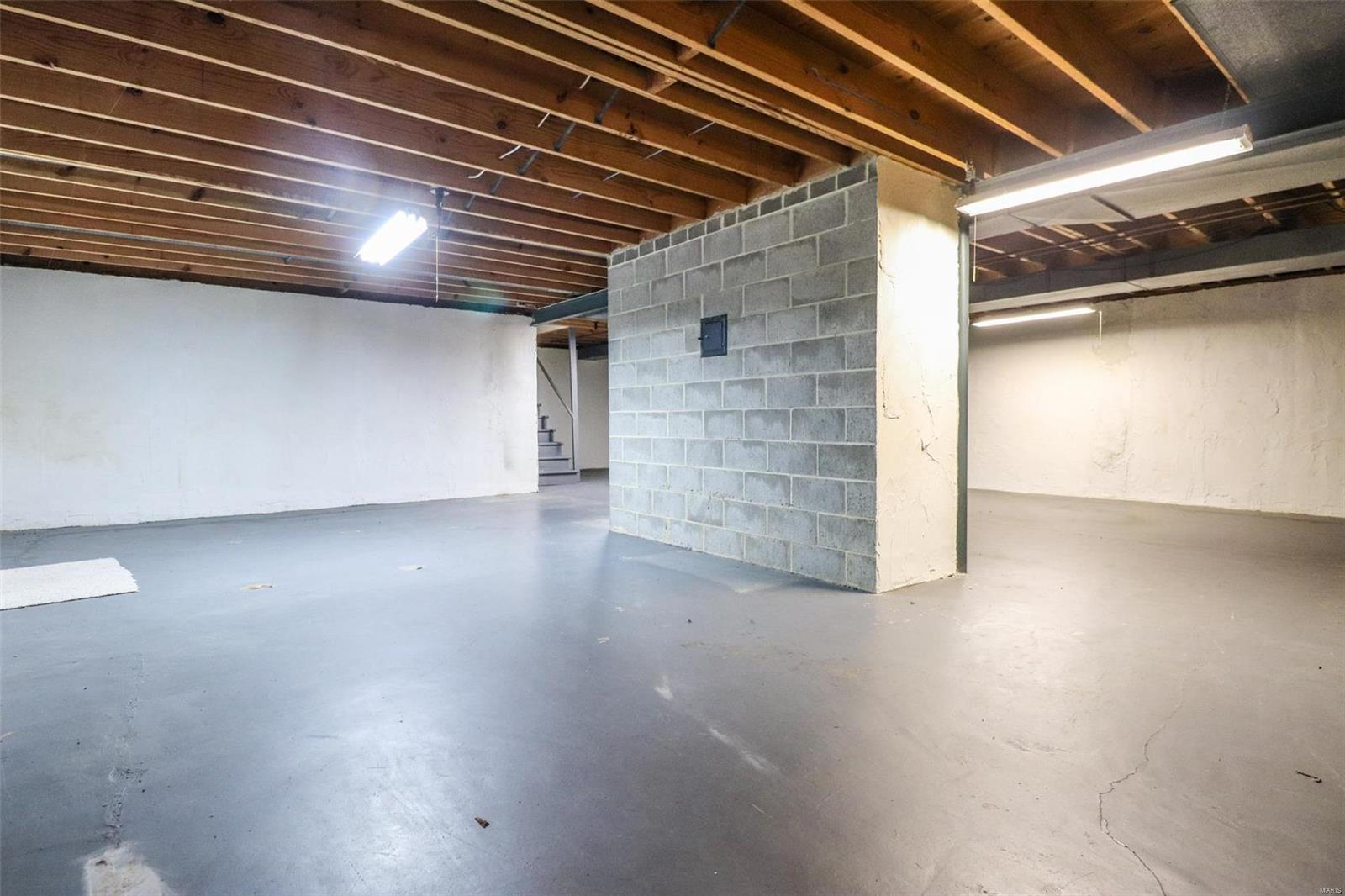 5108 Milburn Road St. Louis, MO 63129 - Photo 26 of 32