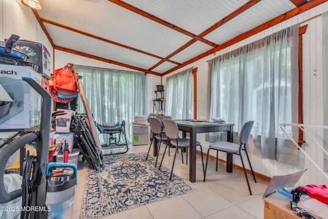 $325,000 | 9 Morongo Court, Toms River, NJ 08757