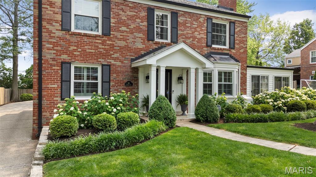 46 Enfield Road St. Louis, MO 63132 - Photo 2 of 42