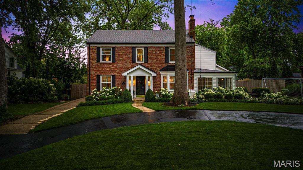 46 Enfield Road St. Louis, MO 63132 - Photo 3 of 42