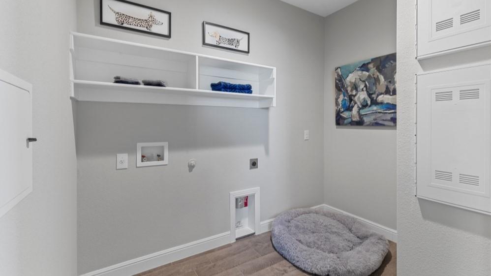 133 Medina Lane Rhome, TX 76078 - Photo 22 of 30 a view of a hallway with shelf